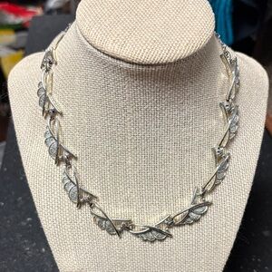 SG  Silver Leaf Necklace
